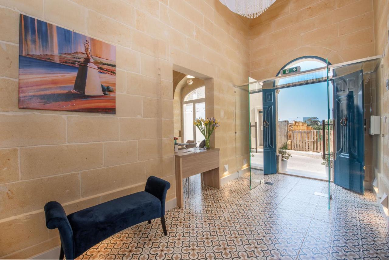 Georges Boutique Living Hotel Xaghra Exterior photo